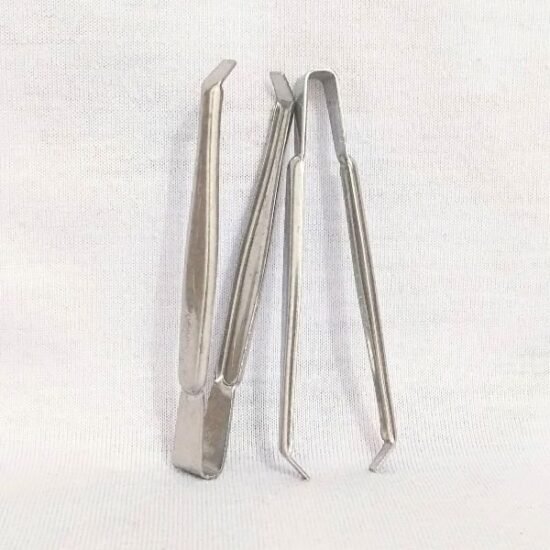 Pinça para Sobrancelha Ponta Reta Mundial no Saquinho com 02 unidades